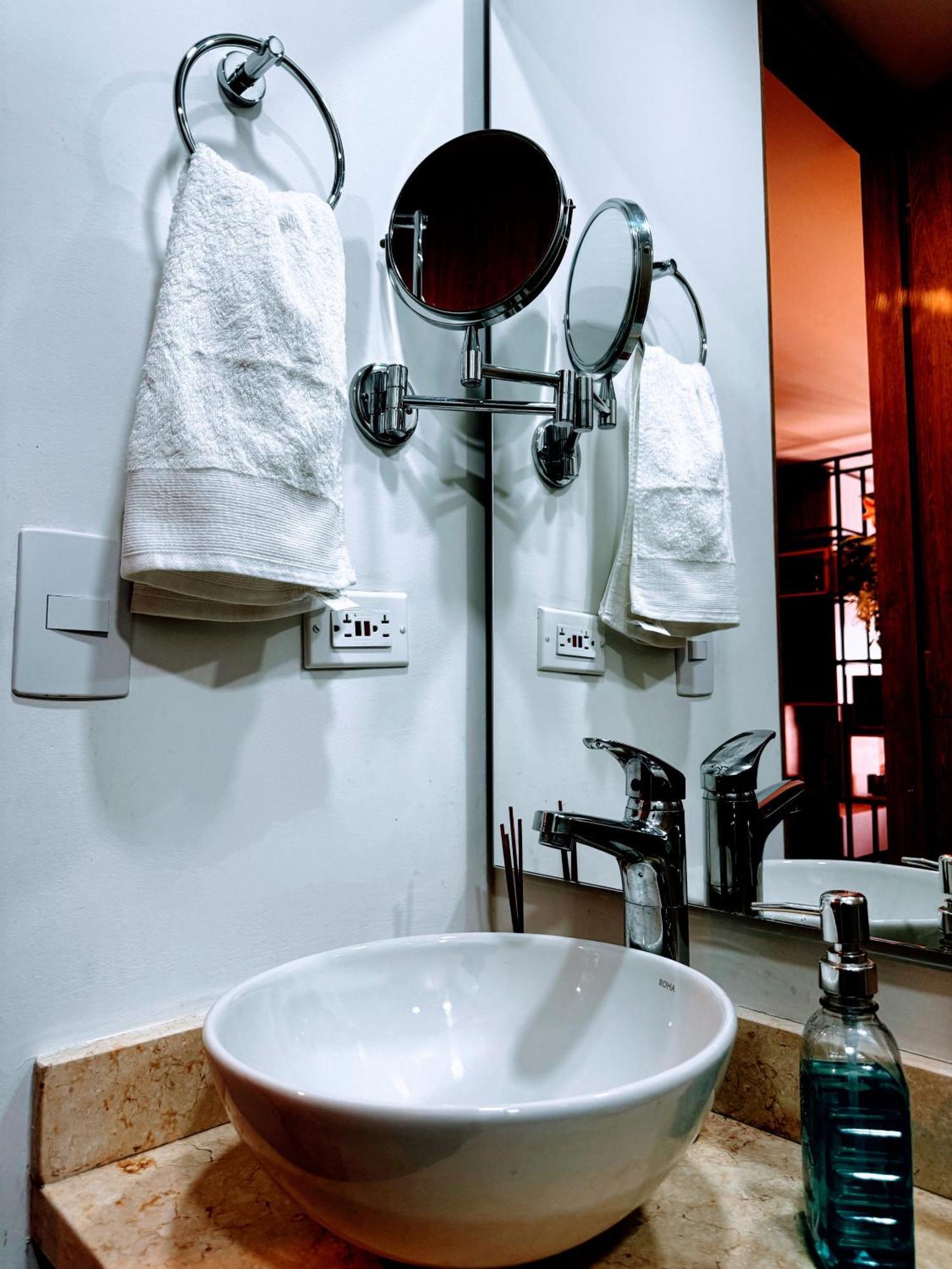 Loft Between Best Business Centers & Restobars Bogota Buitenkant foto